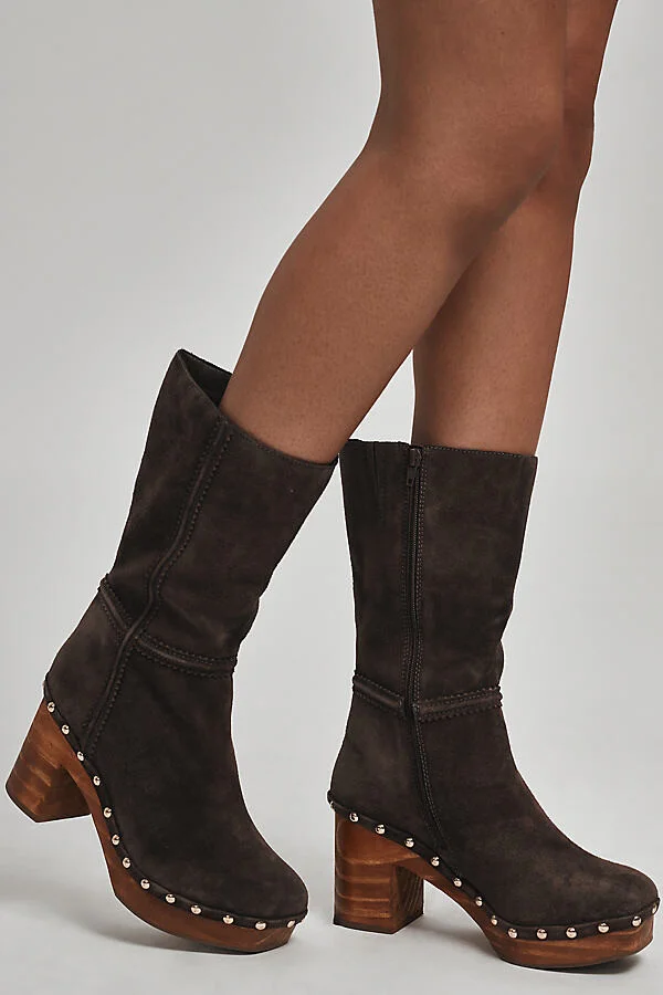 Village Boots - Image 2