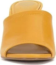 Vince Camuto Alyysa Women's Sandals Golden Sun : 5.5 M, Leather - Image 5