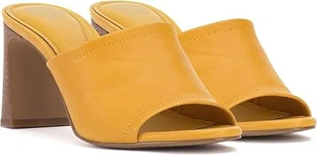 Vince Camuto Alyysa Women's Sandals Golden Sun : 5.5 M, Leather