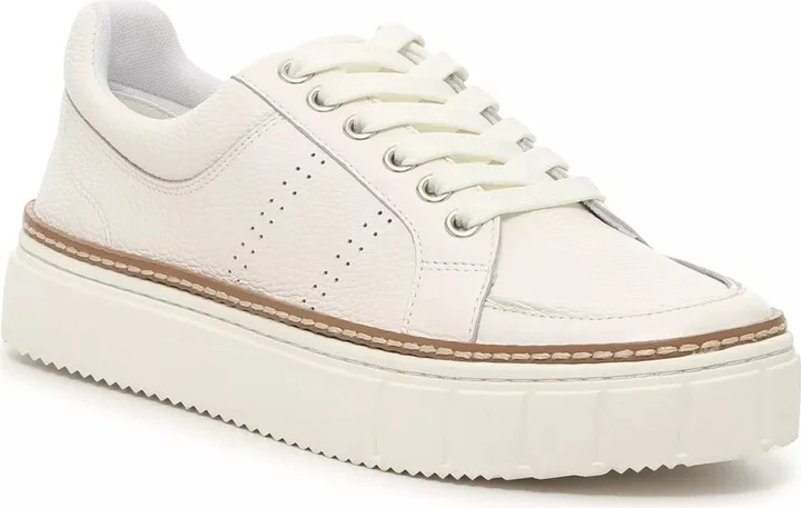 Vince Camuto Rezelli LaceUp Sneaker