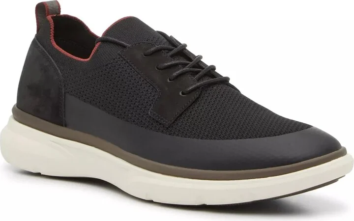 Vince Camuto Tymber Sneaker
