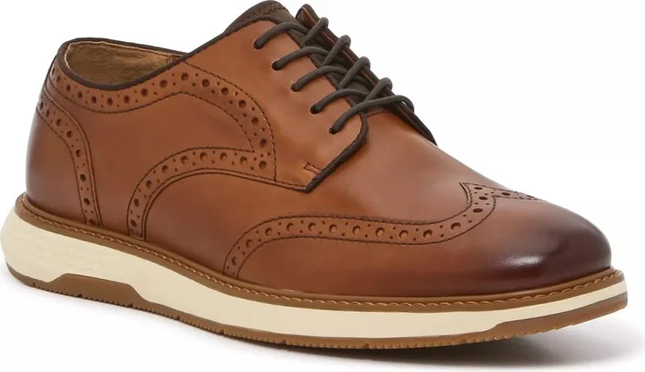 Vince Camuto Wide Width Sigvard Wingtip Oxford