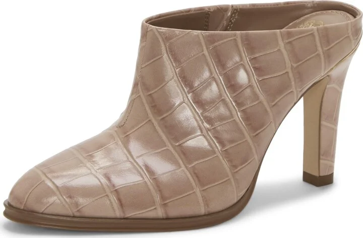 Vince Camuto Women's Solene Pump