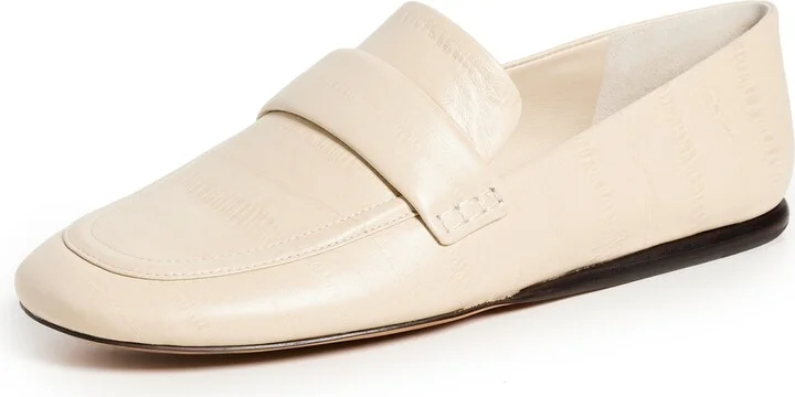 Vince Davis Flats