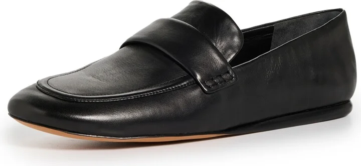 Vince Davis Flats