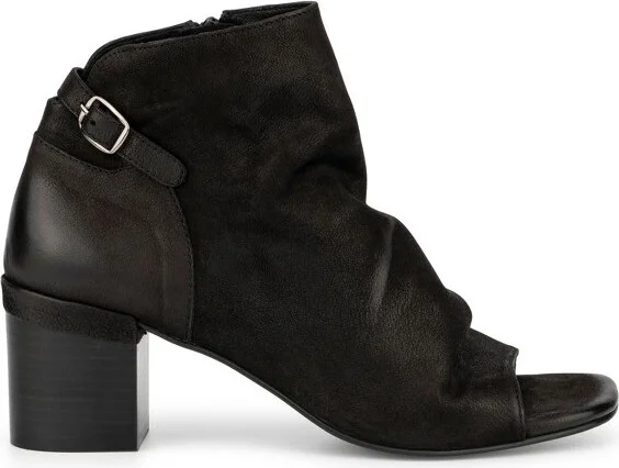 Vintage Foundry Co. Women's Sabrina Sandal - , BLACK - Image 2
