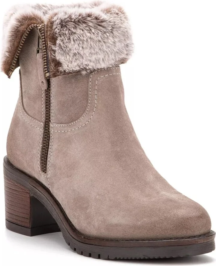 Taupe