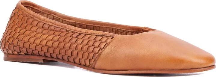 Tan