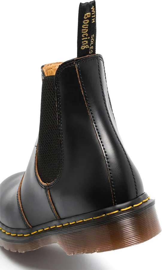Vintage round-toe leather boots - Image 2