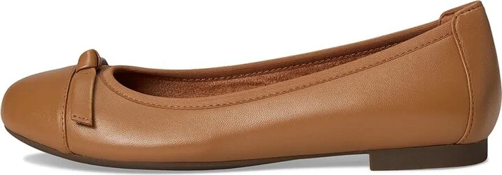 VIONIC Amorie Skimmers Women's Flat Shoes Camel Leather : 11 M, Leather/Rubber - Image 6