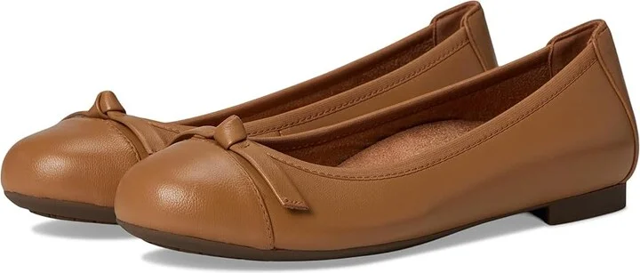 VIONIC Amorie Skimmers Women's Flat Shoes Camel Leather : 11 M, Leather/Rubber