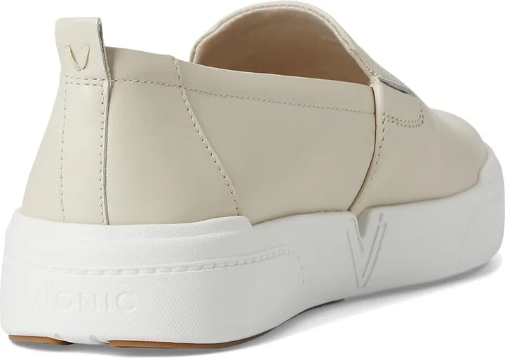 VIONIC Carson Slip On Shoes Women's Shoes Cream Leather : 8.5 M, Leather/Rubber - Image 4
