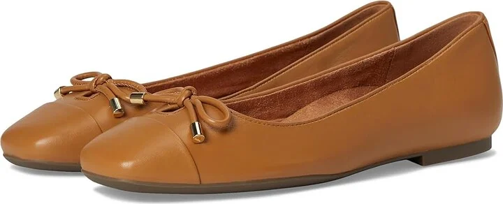VIONIC Klara Women's Shoes Camel Nappa Leather : 9.5 W, Suede