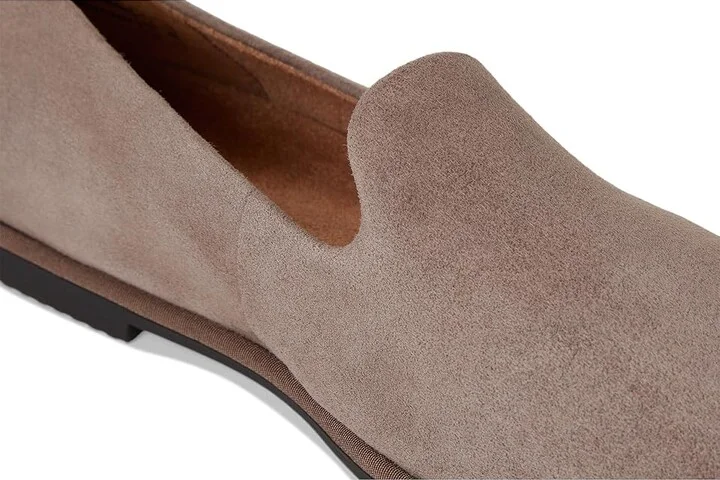 VIONIC Willa 2.0 Loafer/Moc Shoes Women's Flat Shoes Driftwood Suede Leather : 5 M, Synthetic - Image 7