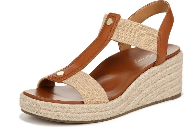 Vionic Women's Calera Wedge Sandal