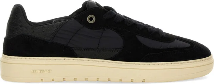 "Virtus" Sneaker