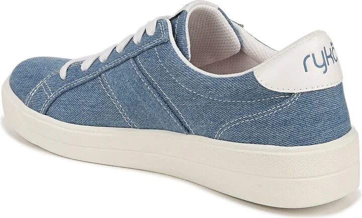 Viv Classic Low Top Sneaker - Image 11