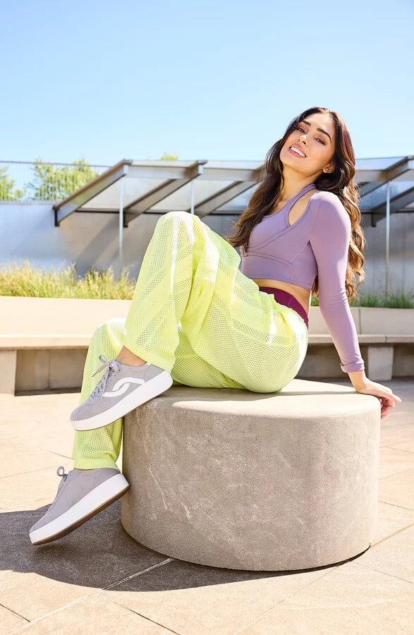 Viv Max Sneaker - Image 2