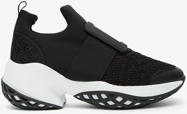 Viv run black sneakers