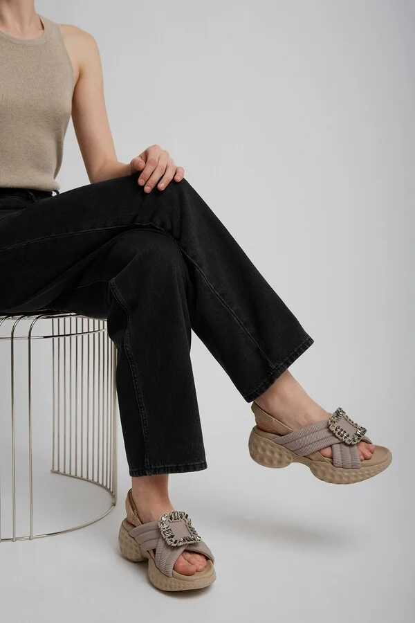 Viv' Run light sandals - Image 7
