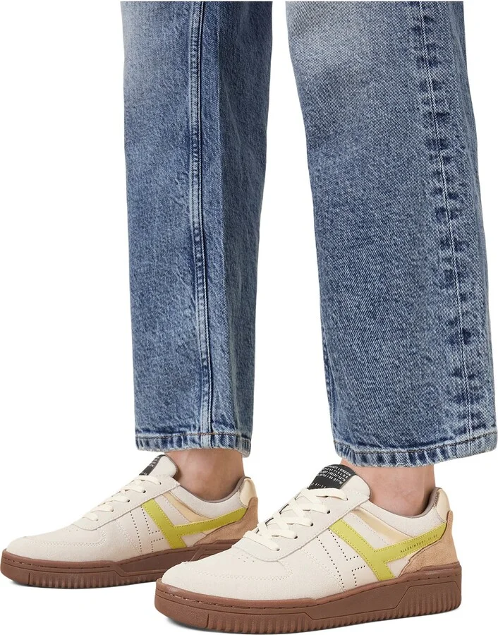 Vix Sneaker - Image 2