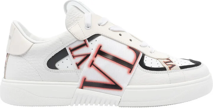 Vl7n Sneakers