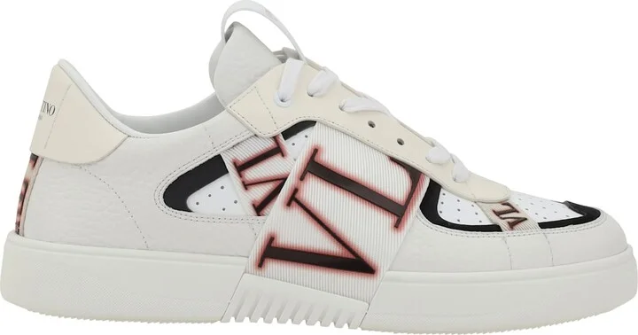 Vl7n Sneakers