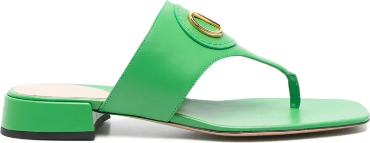 VLogo leather sandals