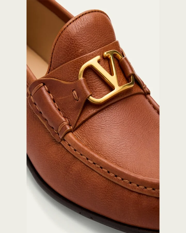 VLogo Medallion Leather Loafers - Image 3