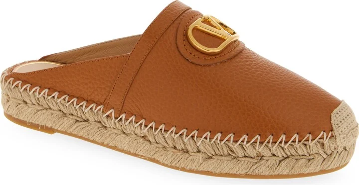 Almond/ Beige
