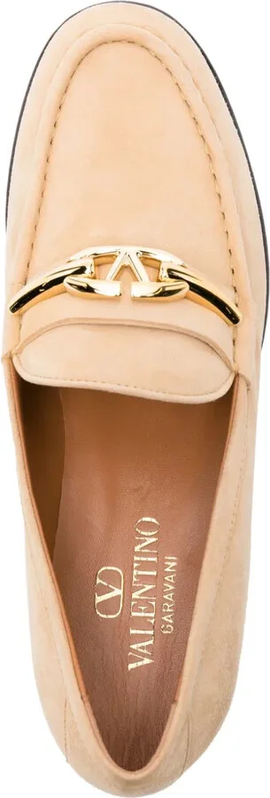VLogo-plaque suede loafers - Image 4
