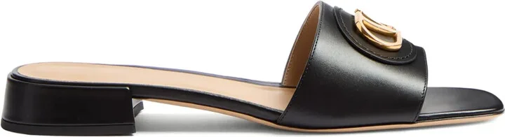 VLogo sandals