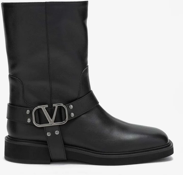 VLogo Signature Leather Ankle Boots