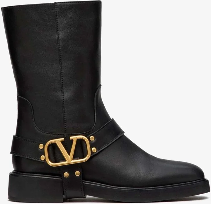 VLogo Signature Leather Ankle Boots
