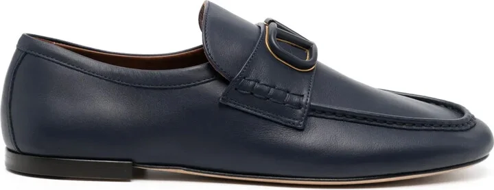 VLogo Signature leather loafers