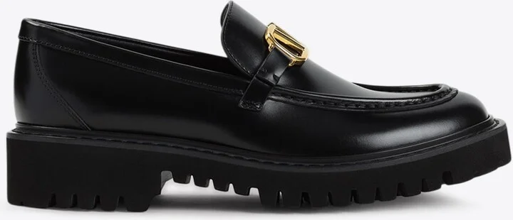 VLogo Signature Leather Loafers