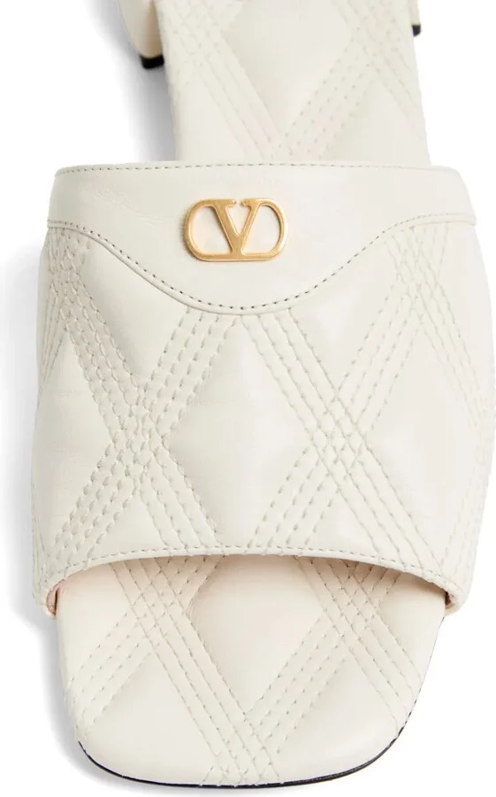 VLogo Signature quilted sandals - Image 4