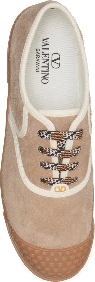 VLOGO Sneaker - Image 5