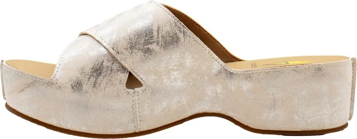 VOLATILE Women's Edith Wedge Sandal