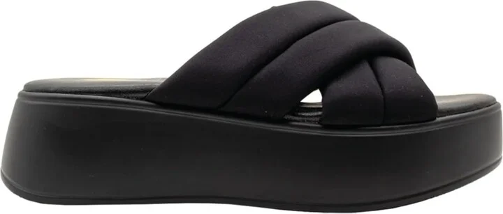 VOLATILE Women's YELEPA Wedge Sandal