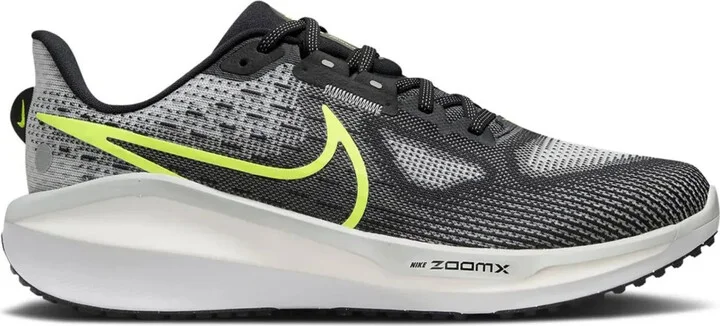 Vomero 17 "Black/Light/Smoke Grey/Volt" sneakers