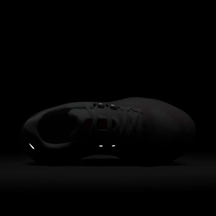 Vomero 17 Running Shoe - Image 7
