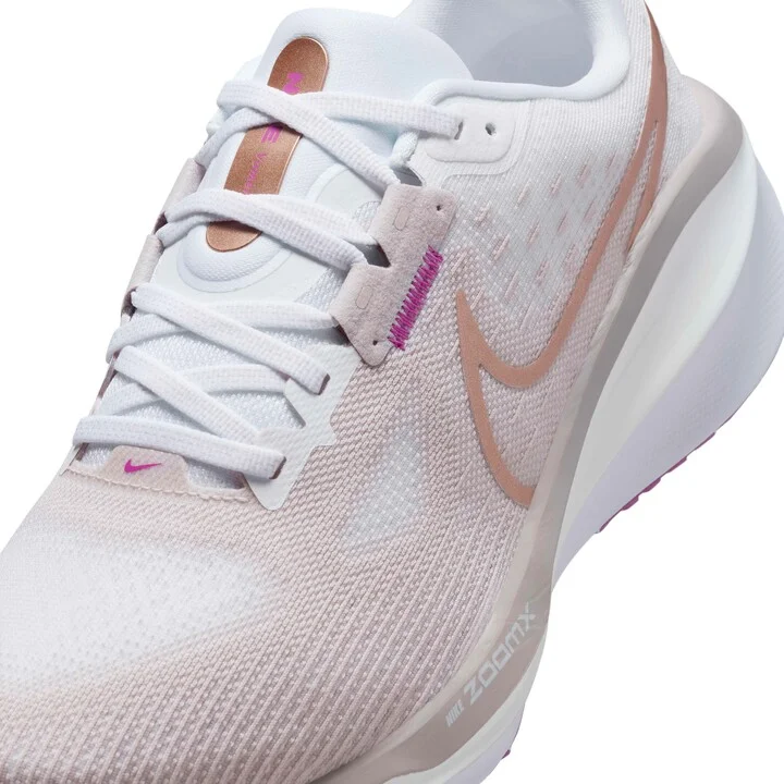 Vomero 17 Running Shoe - Image 8