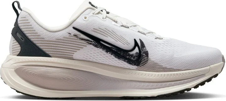 Vomero 18 Running Shoe - Image 6
