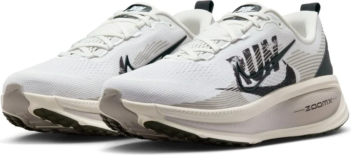 Vomero 18 Running Shoe