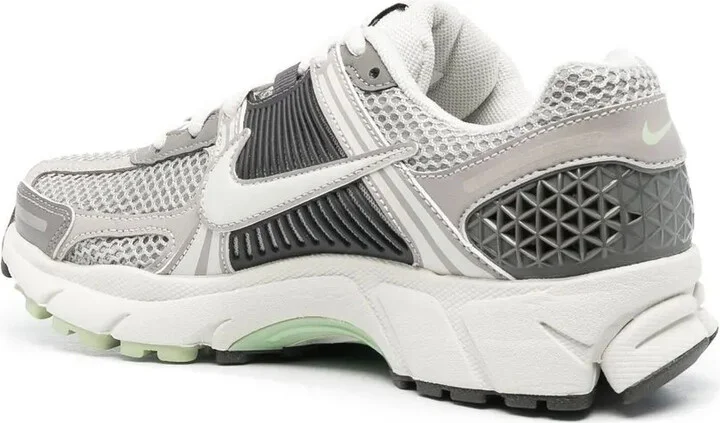 Vomero 5 "Cobblestone" sneakers - Image 3
