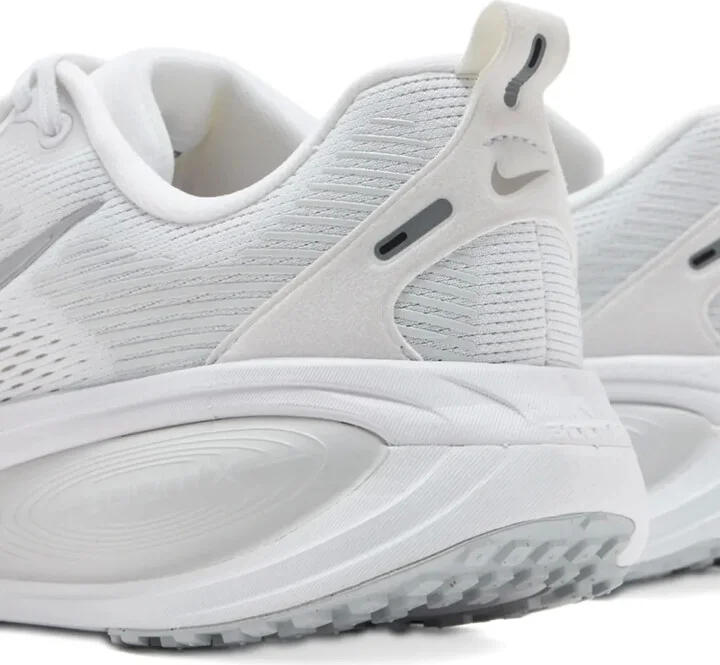 Vomero low-top sneakers - Image 4