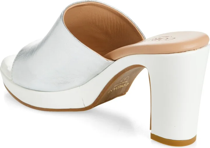 Vonnie Slide Sandal - Image 2