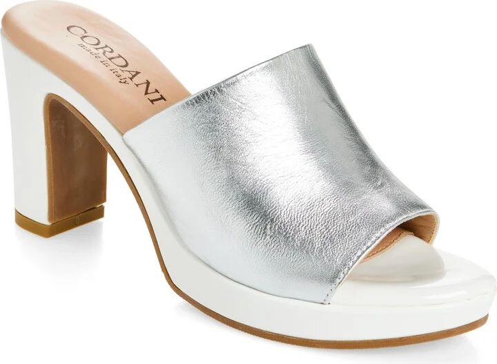 Vonnie Slide Sandal