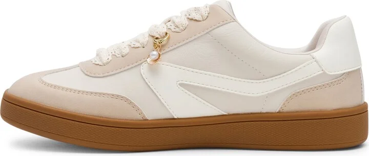 Voyage Sneaker - Image 9
